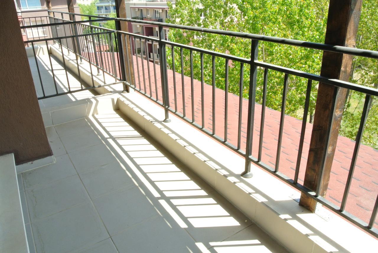 St. Sofia Apartments - Official Rental Napospart Kültér fotó